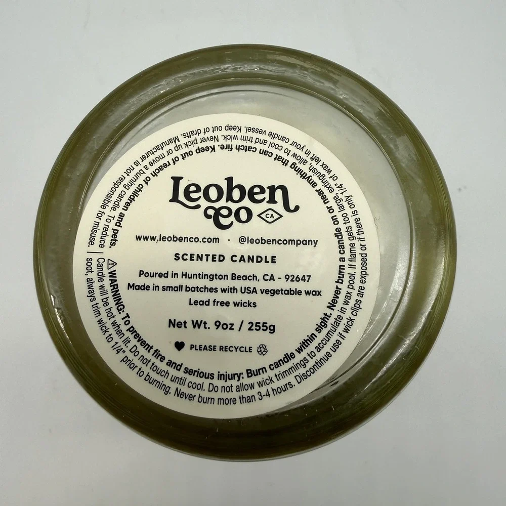 Leoben Co Scented Candle Unisex 9oz White Winter Spice Peace On Earth Soy Wax